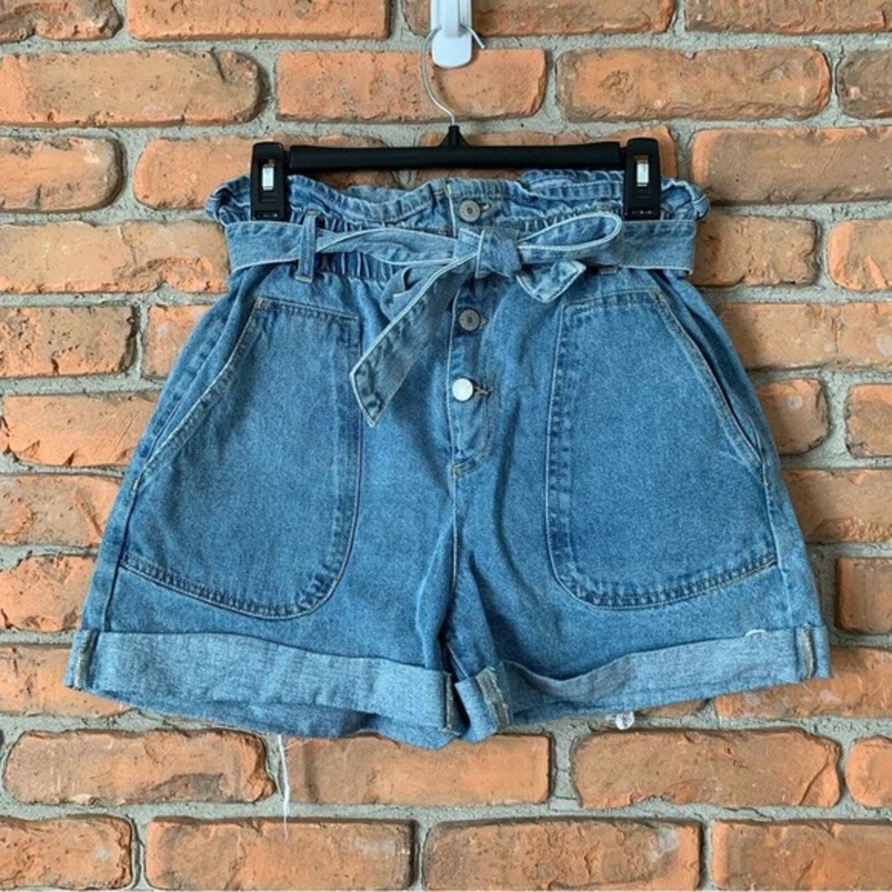 Love Tree Denim Shorts‎ Womens Small Blue High Waist Paper Bag Belted Cuffed